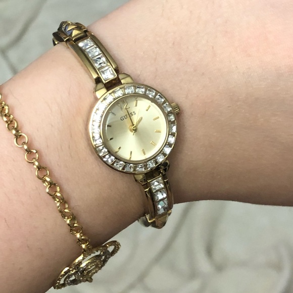Guess gold watch - Picture 3 of 6